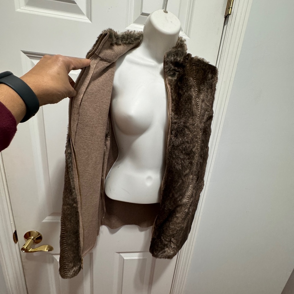 ZEnergy by Chico medium Brown Faux Fur Vest